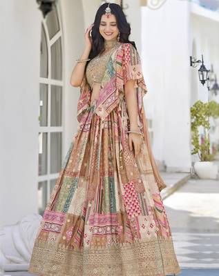 BEIGE CHINNON SILK DIGITAL PRINT & ZARI DORI EMBROIDERED PARTY BRIDAL INDIAN WEDDING FESTIVE SEMI STITCHED LEHENGA CHOLI 5