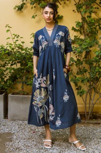 Viva trypan embroidery cotton dress