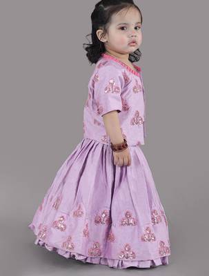 Lavender flower embroidered blouse and ghagara set 3