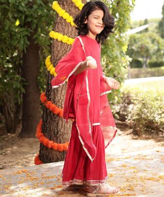 Molly Embroidered Cotton Suit Set 2