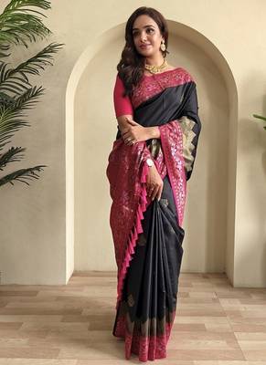 Black Dual Tone silk blend Saree 1