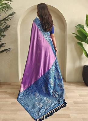 Lavender Dual Tone silk blend Saree 4
