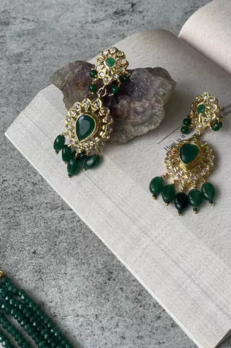 Gold plated green bead necklace set