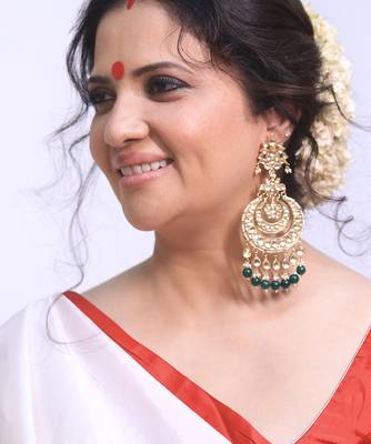 Gold plated Green dangler earrings 2