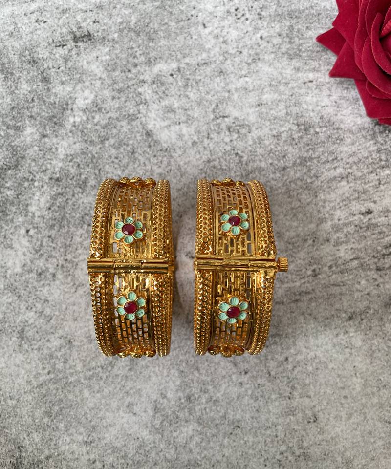Gold plated studded bangle