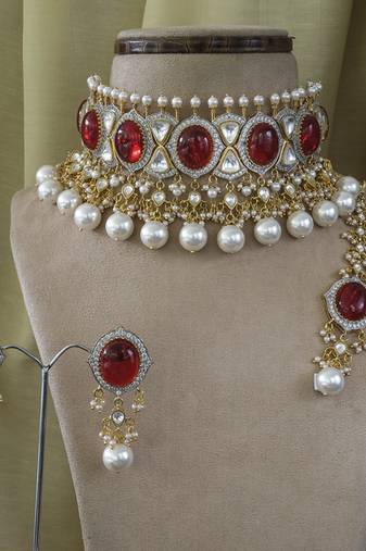 Gold plated Ruby pearl necklace set