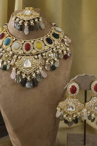 Gold plated multicolor necklace set