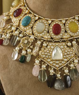 Gold plated multicolor necklace set 4