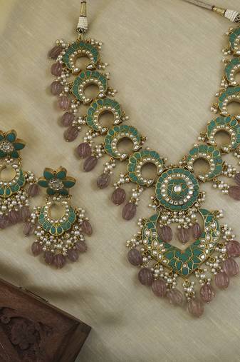 Gold plated multicolor necklace set