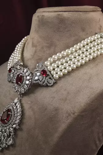 Silver plated ruby Pearl necklace set