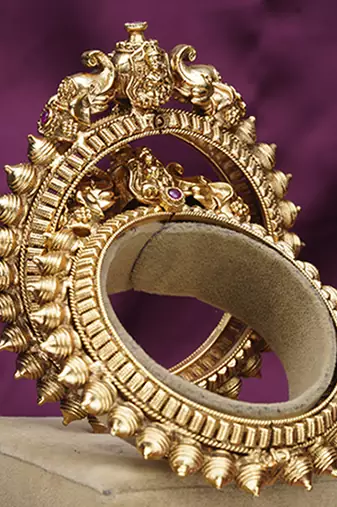 Gold plated bangle