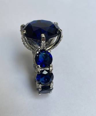 Silver plated blue stone ring 2