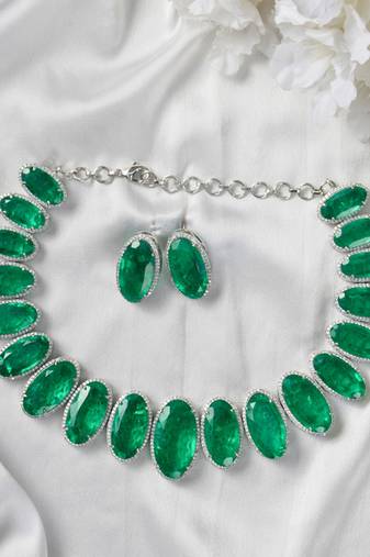 Silver plated Emerald necklace set