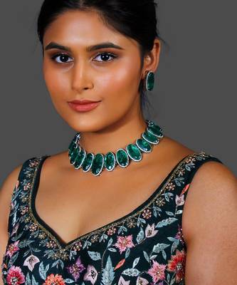 Silver plated Emerald necklace set 2