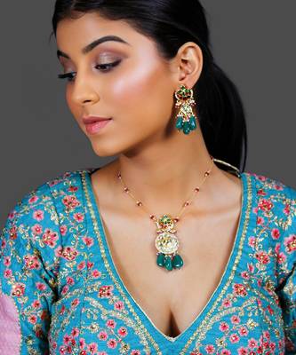 Gold plated blue necklace set 1