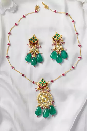 Gold plated blue necklace set
