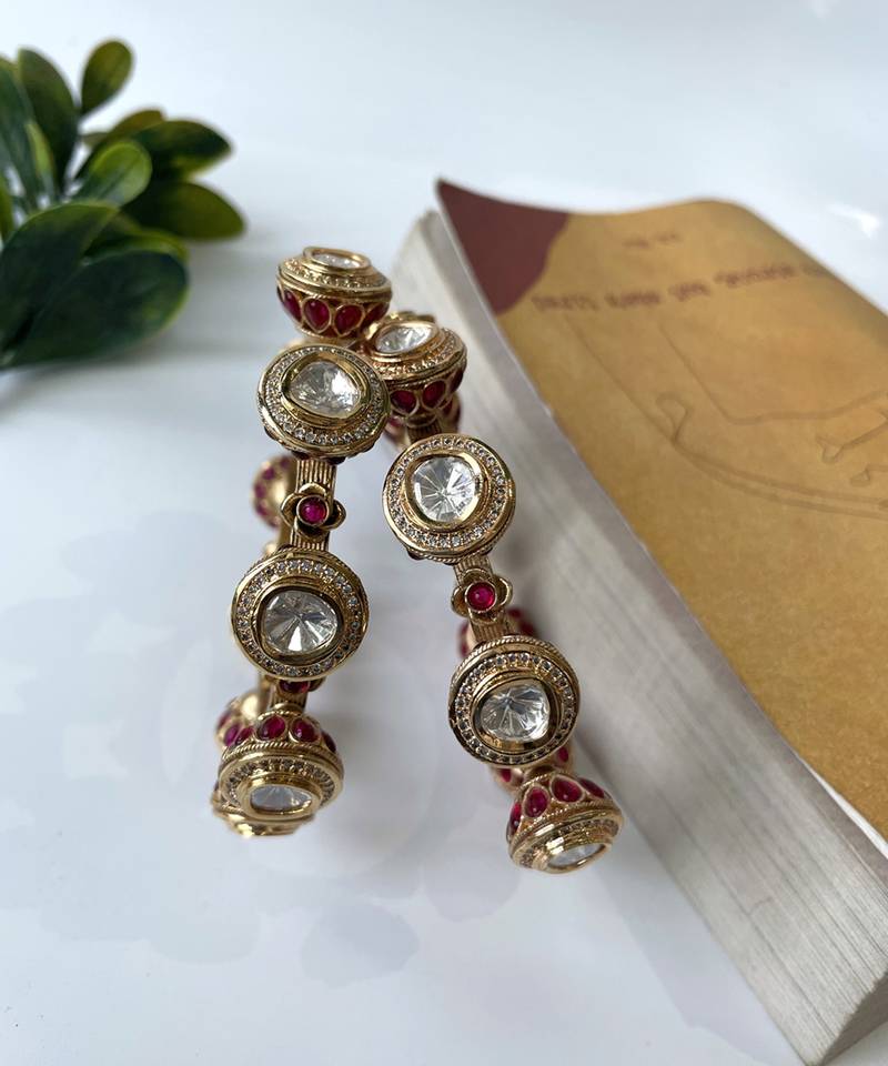 Gold plated kundan bangle