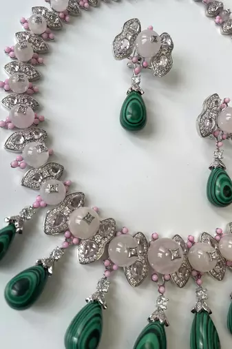 Silver plated Emerald Pearl necklace set