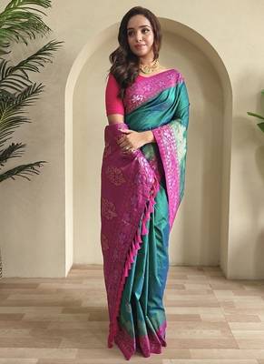 Emerald Green Dual Tone silk blend Saree 2