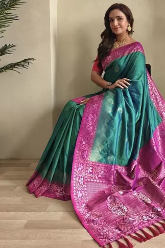 Emerald Green Dual Tone silk blend Saree