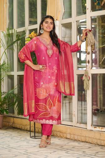 Malti cranby printed suit set