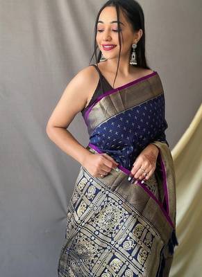 Dark Navy Blue Kanjivaram silk blend Saree 1