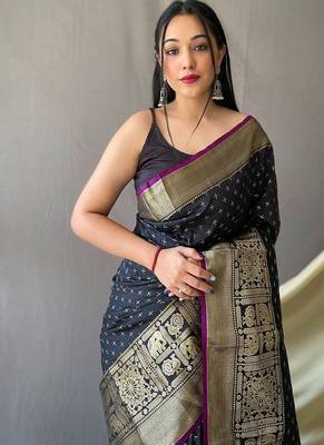 Black Kanjivaram silk blend Saree 1