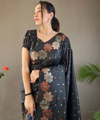 Black Wedding silk blend Saree 1