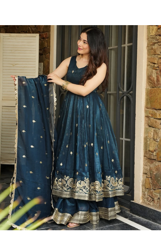 Teal Silk Embroidered Suit Set With Dupatta 3