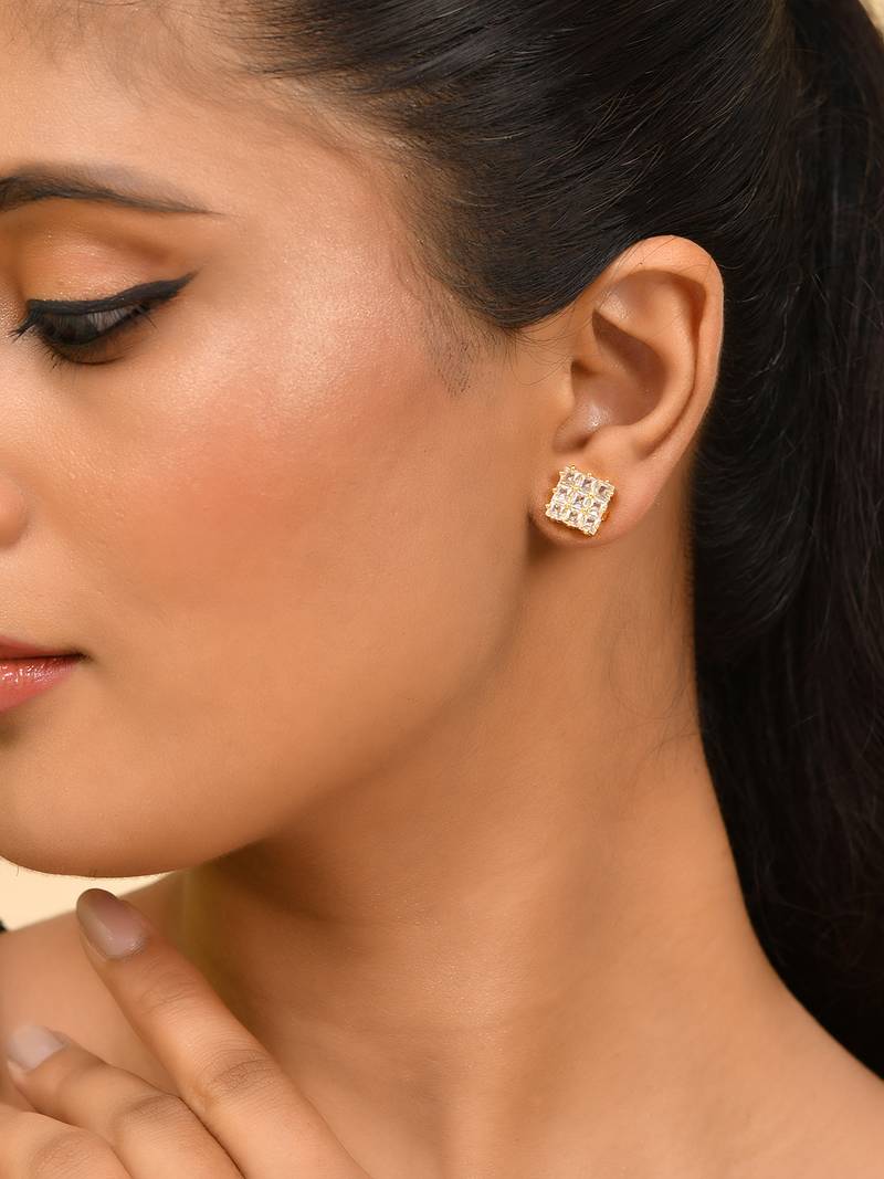Gold-plated square stud earrings