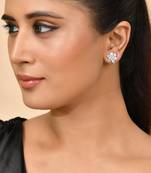 Gold-plated grid stud earrings