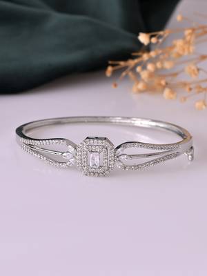Silver diamond-studded bracelet for women 3