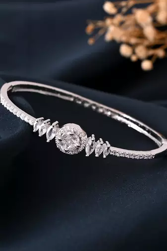 Silver-toned cz round cut bracelet for women