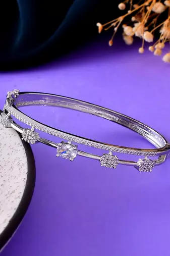 Silver-toned cz floral bracelet for women