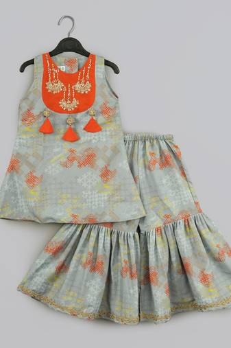 Grey geometrical printed hand embroidery top with geometrical printed sharara set for girls