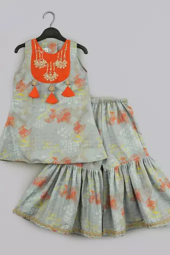 Grey geometrical printed hand embroidery top with geometrical printed sharara set for girls
