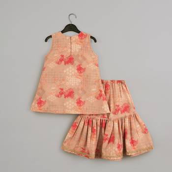 Beidge geometrical printed hand embroidery top with geometrical printed sharara set for girls 4