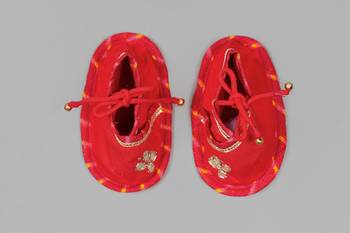 Boy red with flower gota hand embroidery with lehariya dhoti set 4