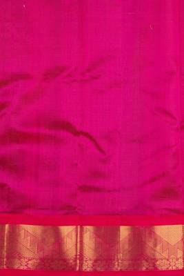 Green vaira oosi sico saree 4