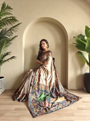Beige silk blend Kalamkari Printed Saree 4