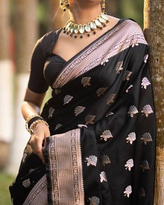 Black color silk blend saree with blouse 4