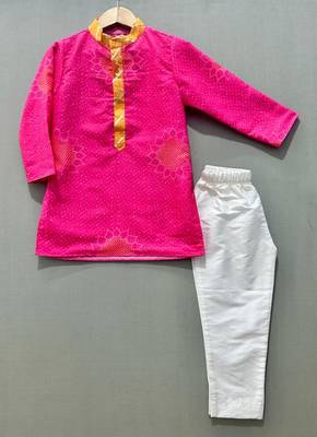 Pink bandhni kurta set with pant for boys 1