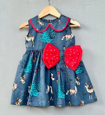 Woodland print grey dress with bow for girls 2