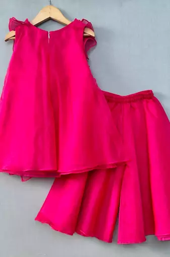 Bright pink co-ord set with heart applique for girls