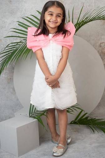 Ruched detailed dress in net with pink organza bow for girls