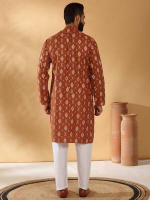 Cotton blend geometric printed rust kurta 4