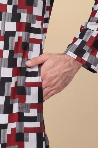 Men cotton maroon and black geometric printed kurta