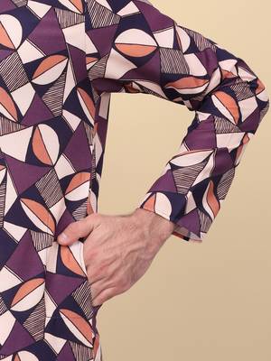 Men cotton purple and beige geometric printed kurta 4