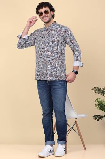 Men cotton blue ethnic motifs short kurta