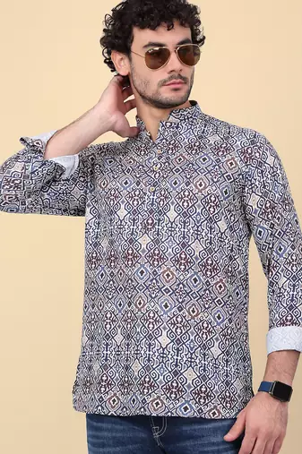 Men cotton blue ethnic motifs short kurta